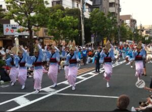 阿波踊り